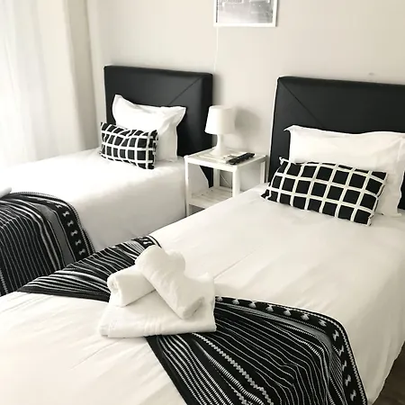 Bed & Breakfast Mirandesa Garden Oporto